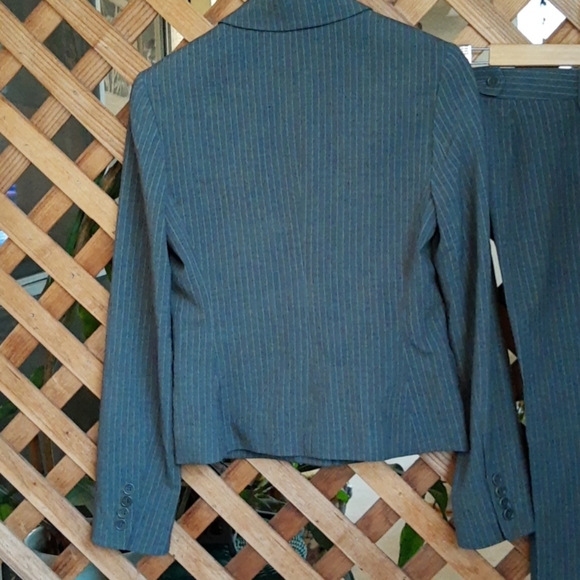 BCBG MAXAZRIA Gray Pinstripe Jacket and Pants Suit - Picture 5 of 11